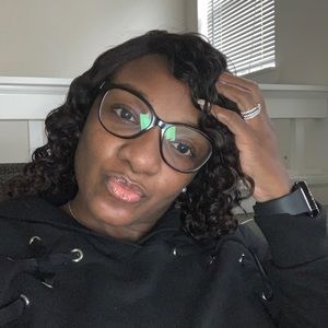 Meet your Posher, Erica